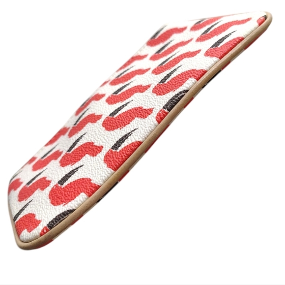 Kate Spade Storybook Liner Toucan Wristlet - Picture 7 of 9